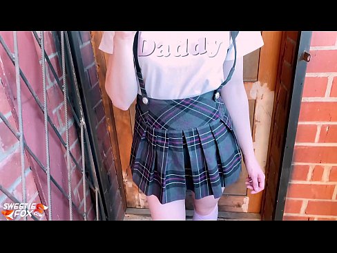 ❤️ Skolejente suger pikken hennes dypt og knuller i stedet for klasser. ❤ Sexvideo hos oss no.xxxdesichudai.ru ❌